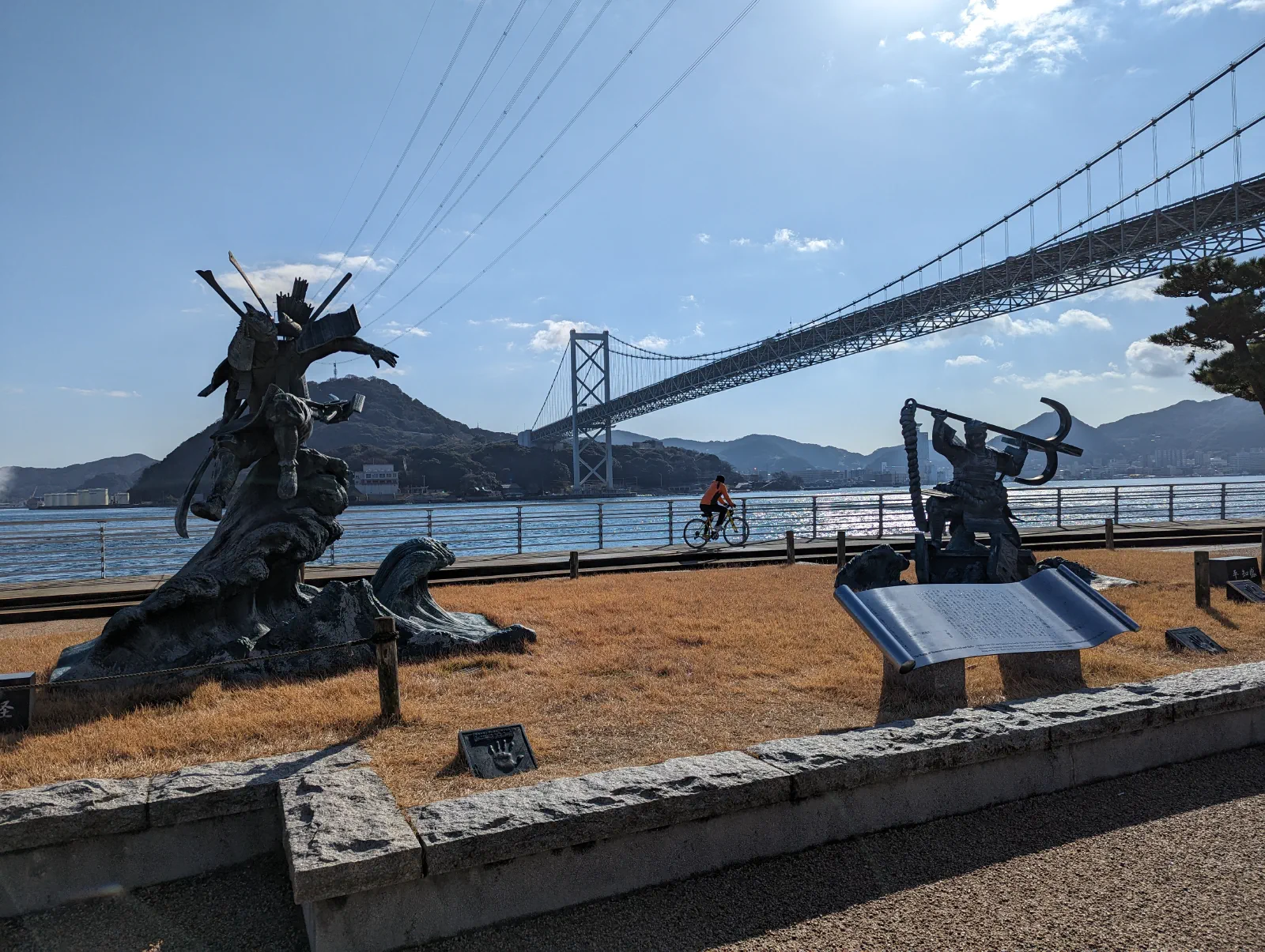 壇之浦古戰場,我對日本明治維新以前的歷史不熟,所以我也不知道這在幹嘛